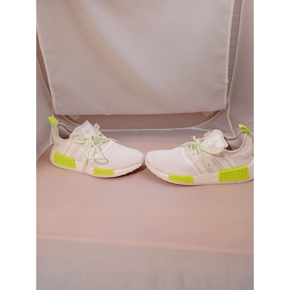 Adidas NMD‎ R1 J White/Signal Green GX5686 Women Size 6